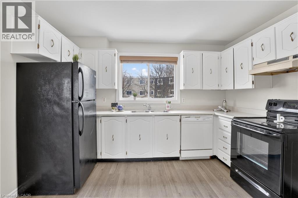 60 Elmsdale Drive Unit# 66, Kitchener, Ontario  N2E 2G4 - Photo 14 - 40820376