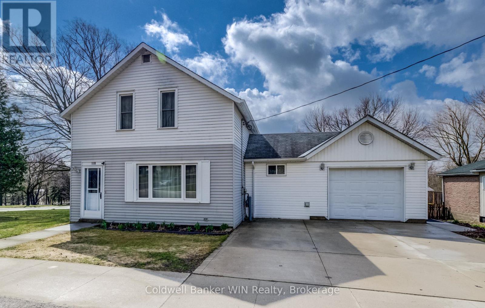 110 Miller Street, Wellington North, Ontario  N0G 2L3 - Photo 2 - X13003086