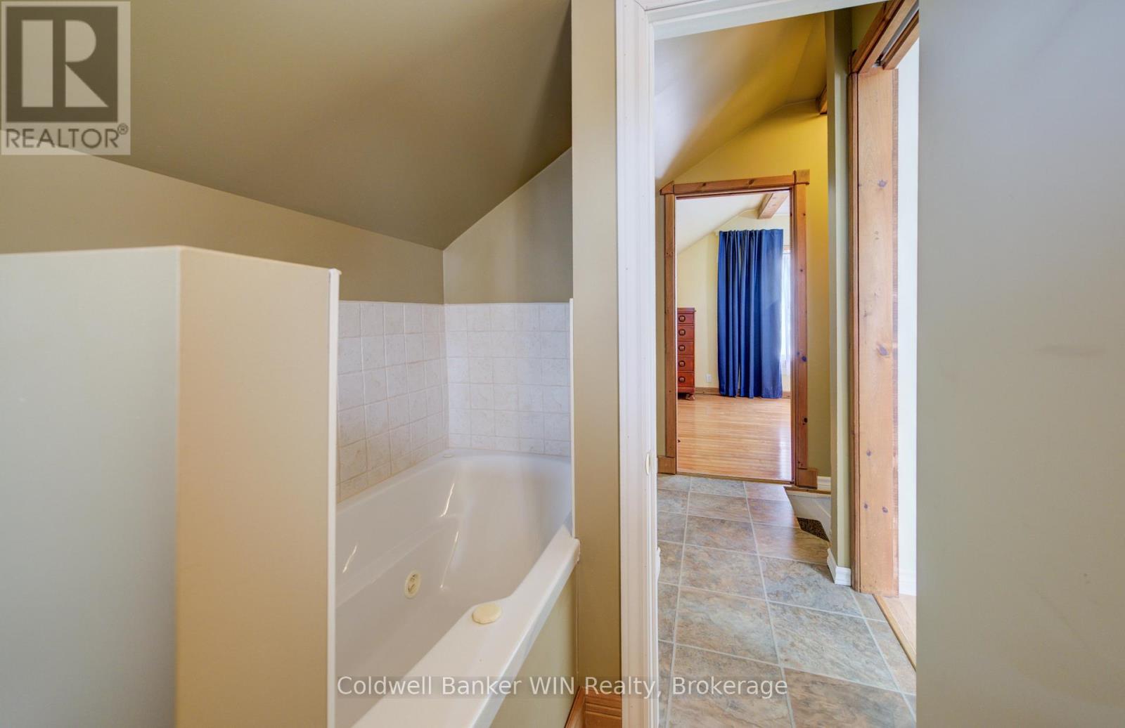 110 Miller Street, Wellington North, Ontario  N0G 2L3 - Photo 28 - X13003086