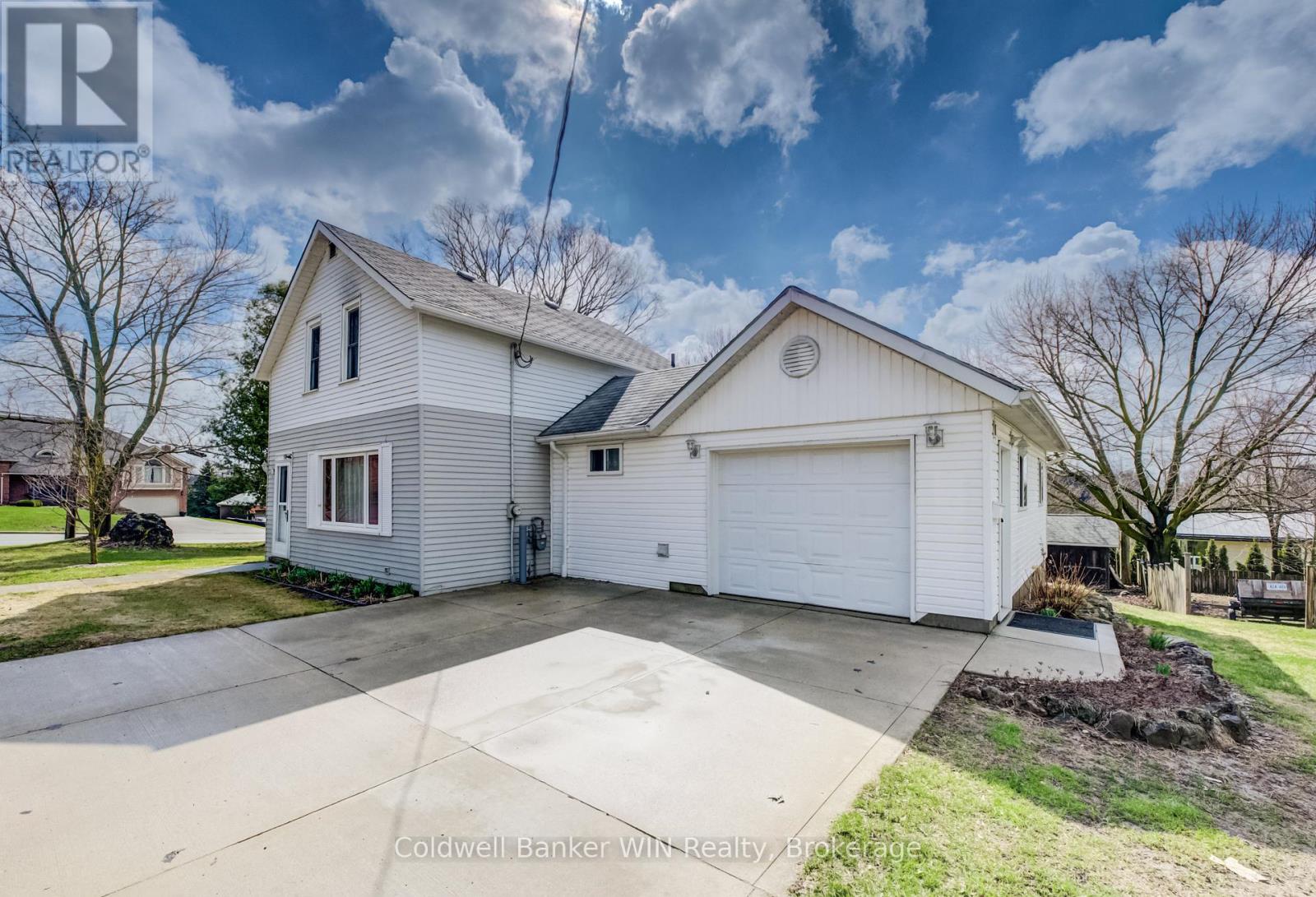 110 Miller Street, Wellington North, Ontario  N0G 2L3 - Photo 3 - X13003086