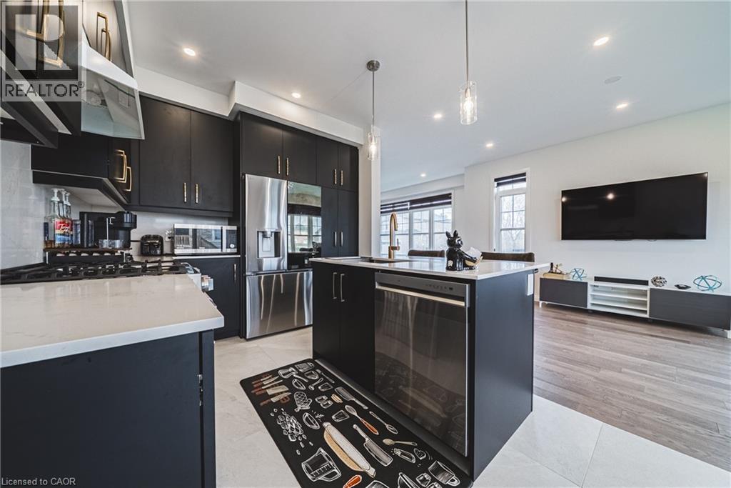 28 Cherry Blossom Heights, Hamilton, Ontario  L9B 0K5 - Photo 9 - 40821084