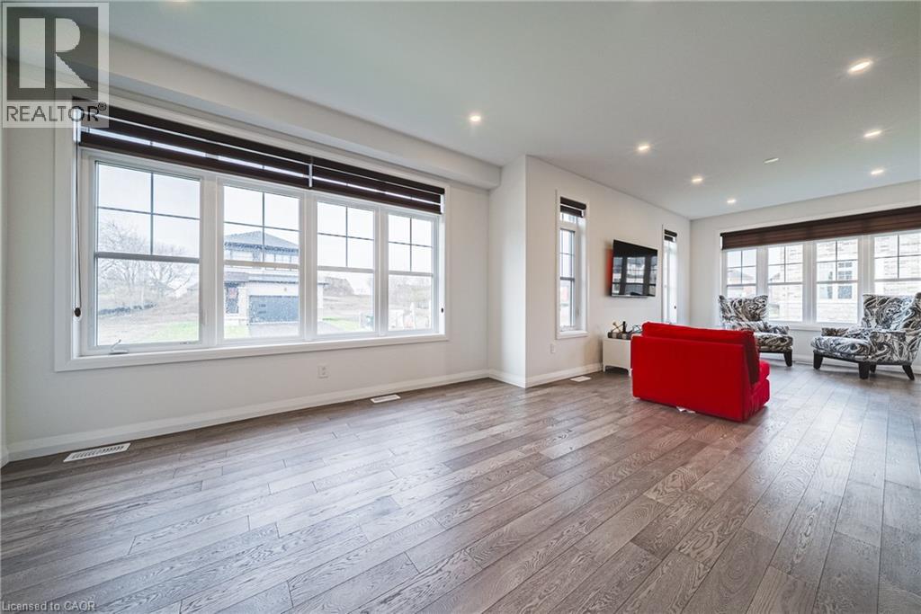 28 Cherry Blossom Heights, Hamilton, Ontario  L9B 0K5 - Photo 5 - 40821084