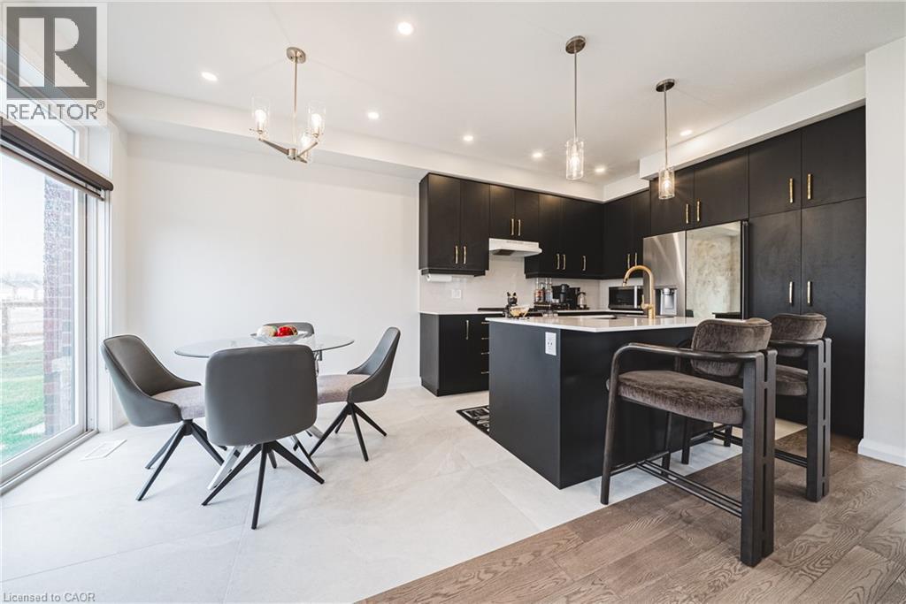 28 Cherry Blossom Heights, Hamilton, Ontario  L9B 0K5 - Photo 7 - 40821084