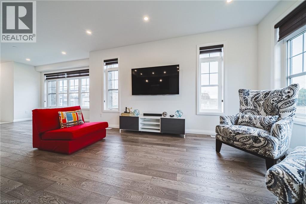 28 Cherry Blossom Heights, Hamilton, Ontario  L9B 0K5 - Photo 13 - 40821084