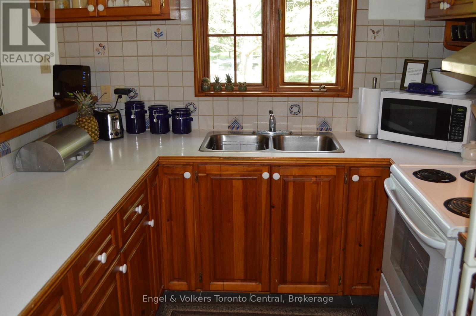 103 Nordic Road, Blue Mountains, Ontario  N0H 2E0 - Photo 4 - X13003114