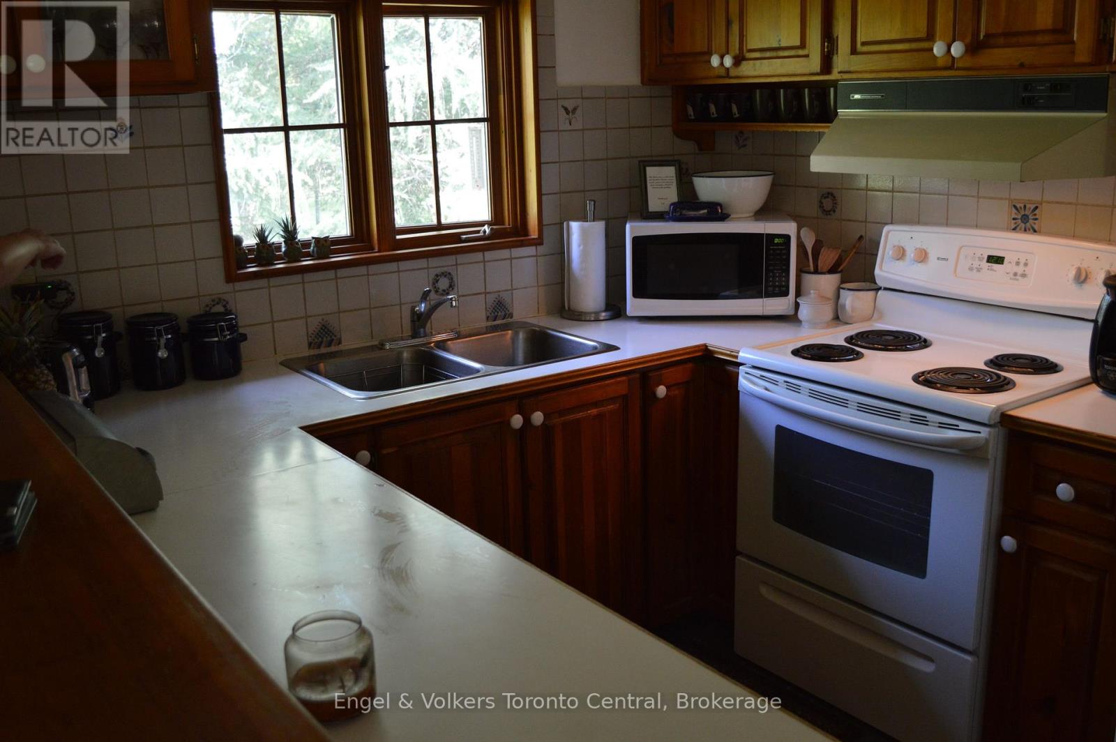 103 Nordic Road, Blue Mountains, Ontario  N0H 2E0 - Photo 8 - X13003114