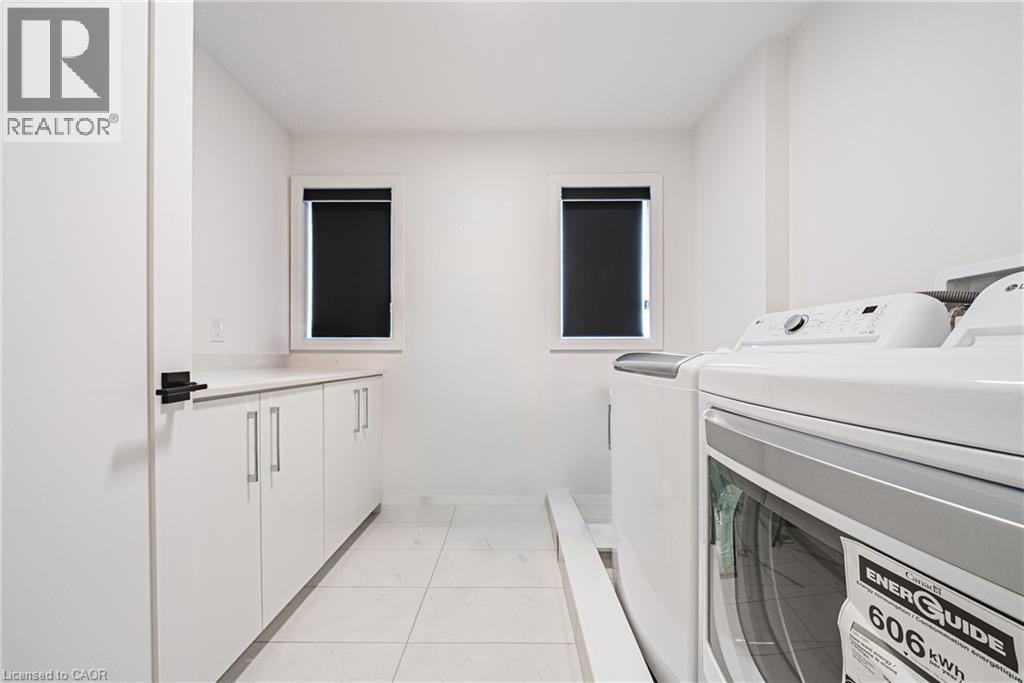 28 Cherry Blossom Heights, Hamilton, Ontario  L9B 0K5 - Photo 24 - 40821084