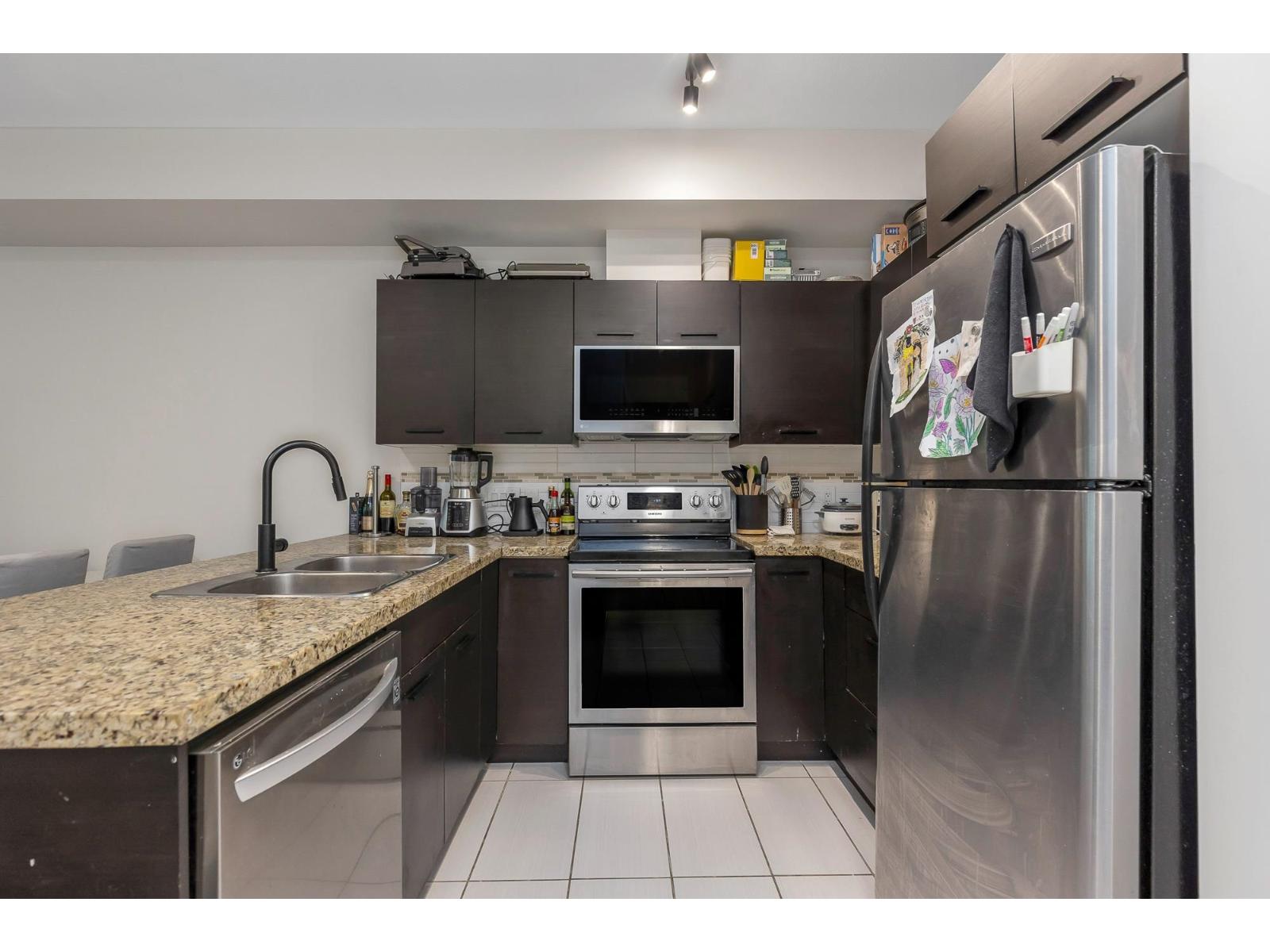 109 33539 Holland Avenue, Abbotsford, British Columbia  V2S 0C6 - Photo 9 - R3110325