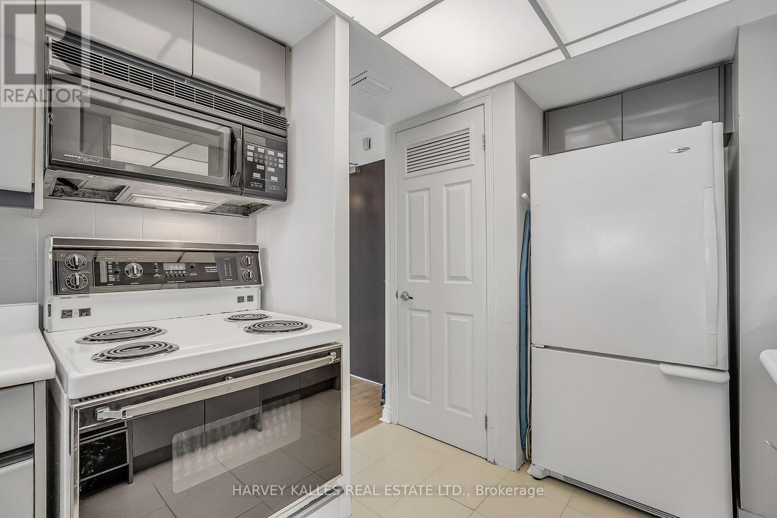 609 - 7 Broadway Avenue, Toronto, Ontario  M4P 3C5 - Photo 11 - C13003006