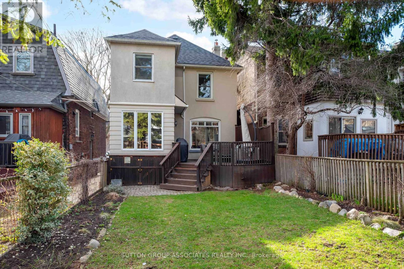 131 Pinewood Avenue, Toronto, Ontario  M6C 2V4 - Photo 44 - C13003030