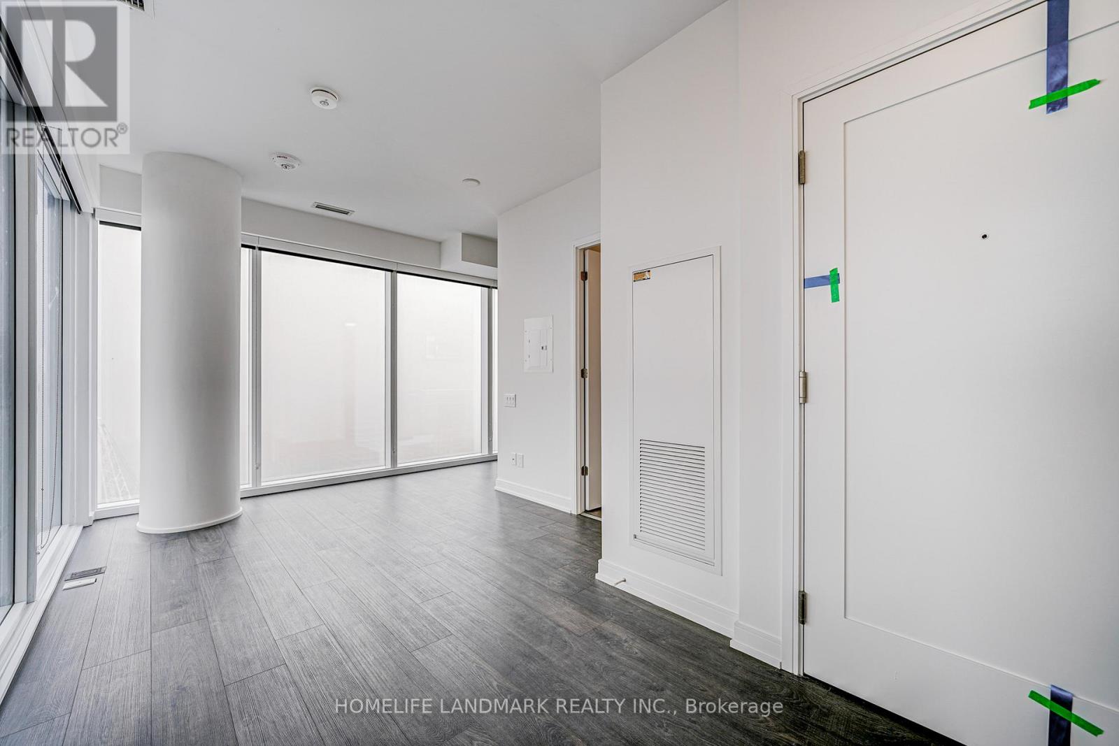 3001 - 3 Gloucester Street, Toronto, Ontario M4Y 0C6 - Photo 2 - C13003182