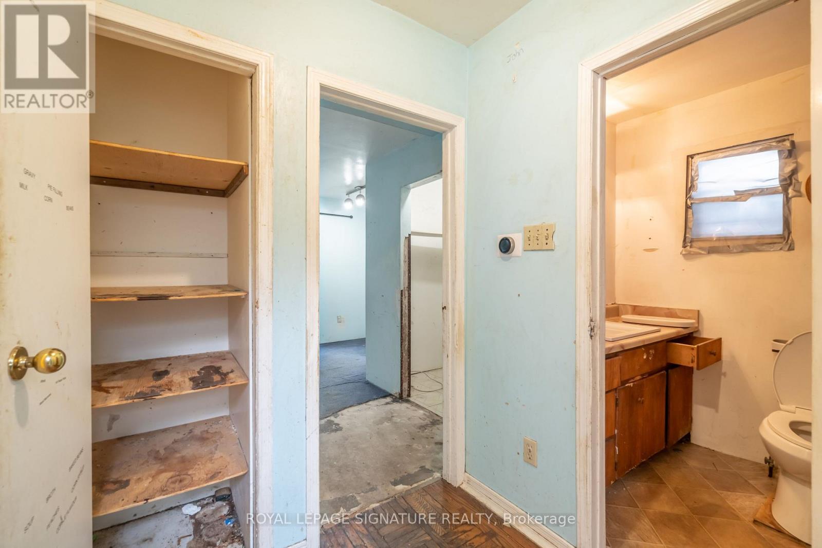 13 Kenworthy Avenue, Toronto, Ontario  M1L 3B1 - Photo 15 - E13003150