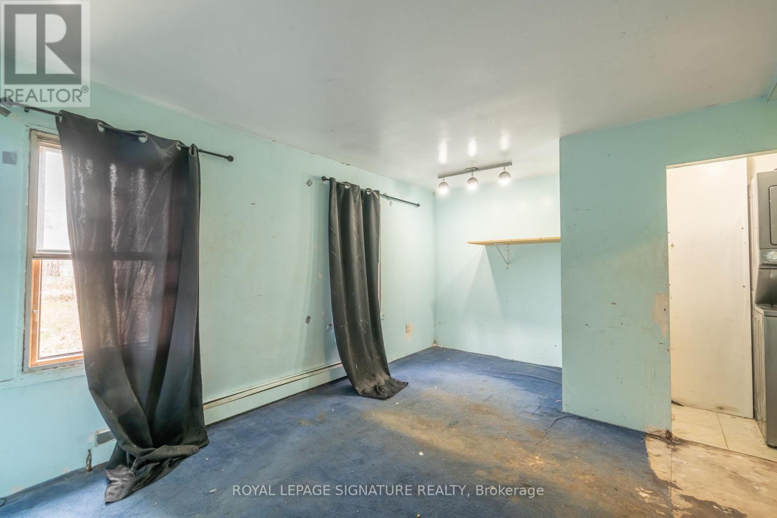 13 Kenworthy Avenue, Toronto, Ontario  M1L 3B1 - Photo 18 - E13003150