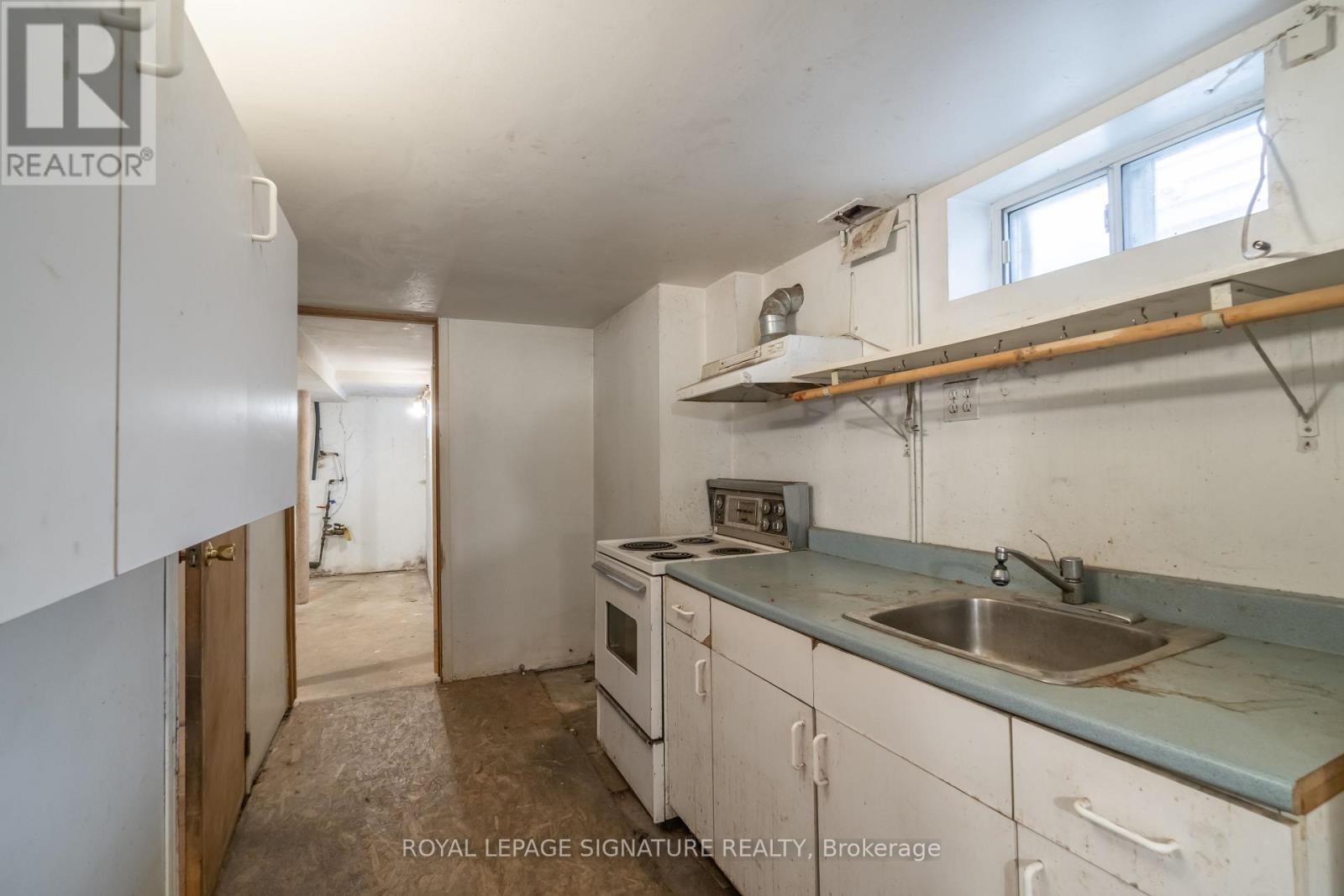 13 Kenworthy Avenue, Toronto, Ontario  M1L 3B1 - Photo 20 - E13003150