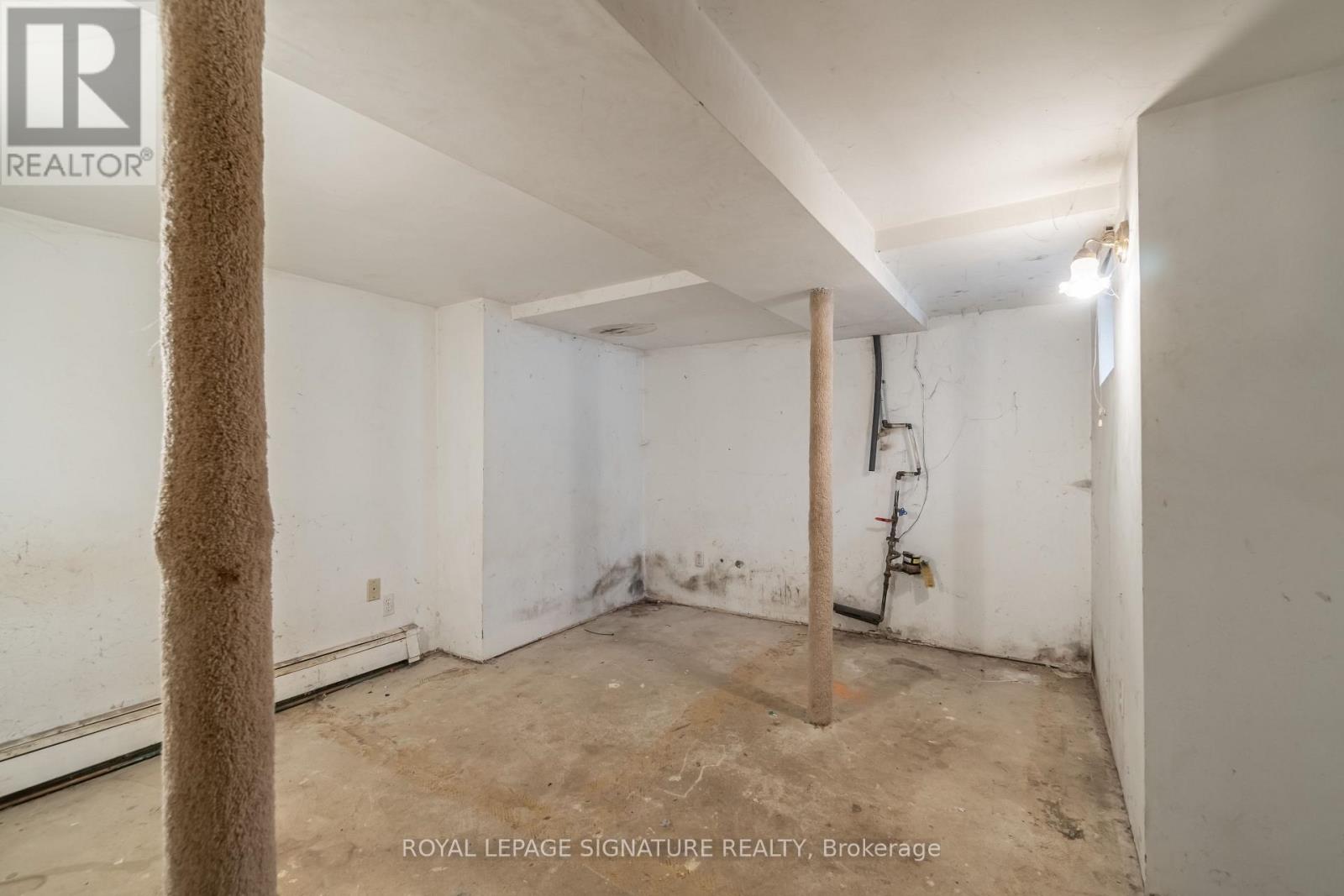 13 Kenworthy Avenue, Toronto, Ontario  M1L 3B1 - Photo 21 - E13003150