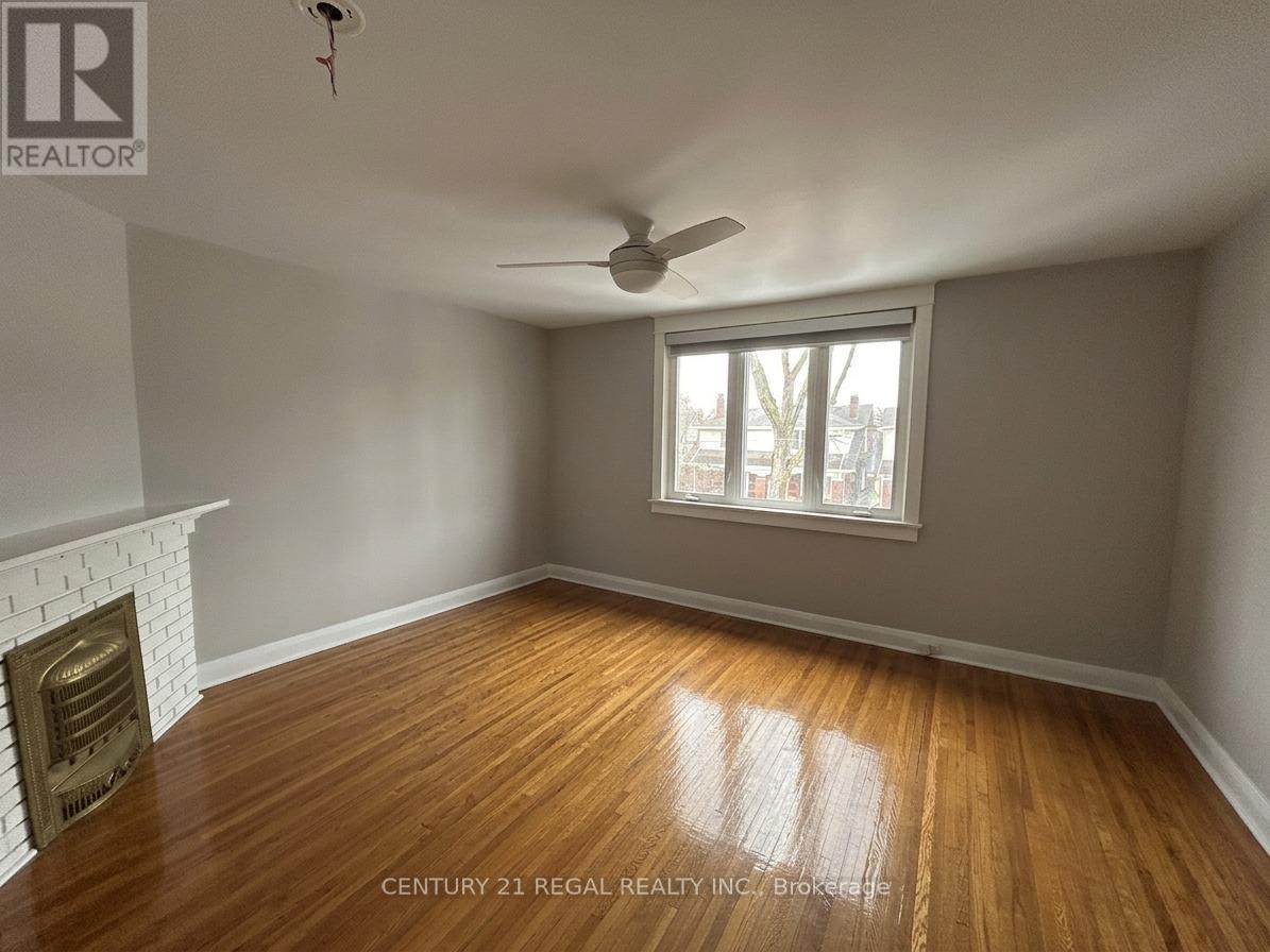 40 Glebeholme Boulevard, Toronto, Ontario  M4J 1S4 - Photo 11 - E13003204