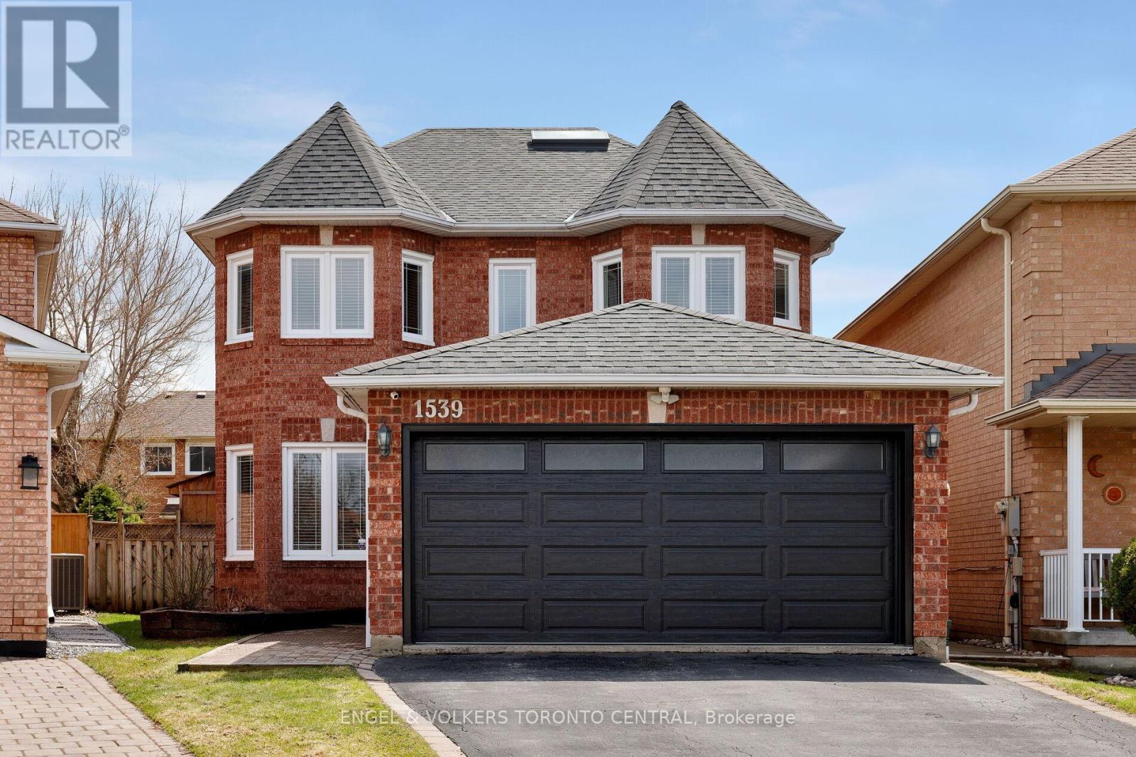 1539 NIPISSING COURT, Pickering, Ontario