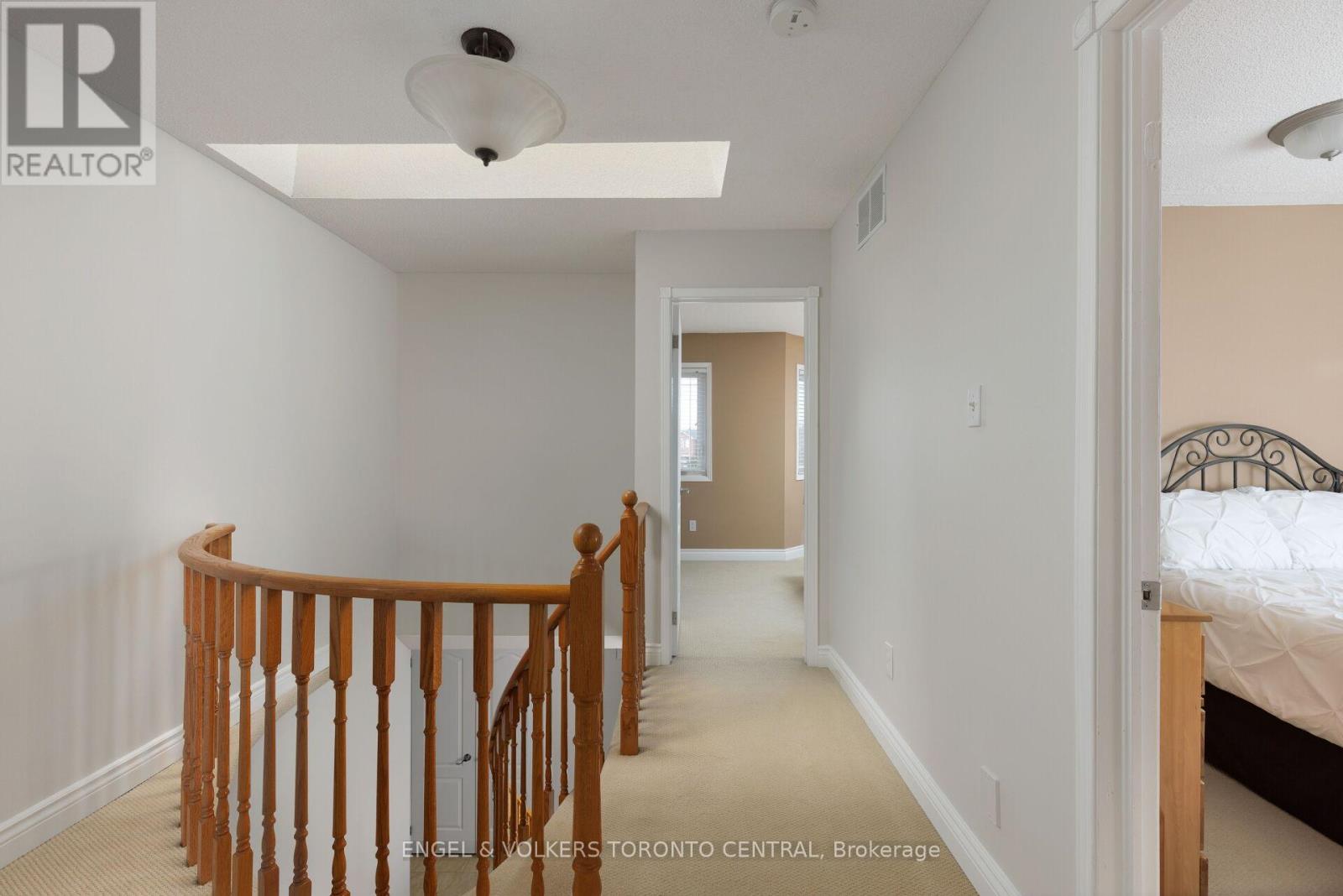 1539 Nipissing Court, Pickering, Ontario  L1V 6T8 - Photo 24 - E13003242