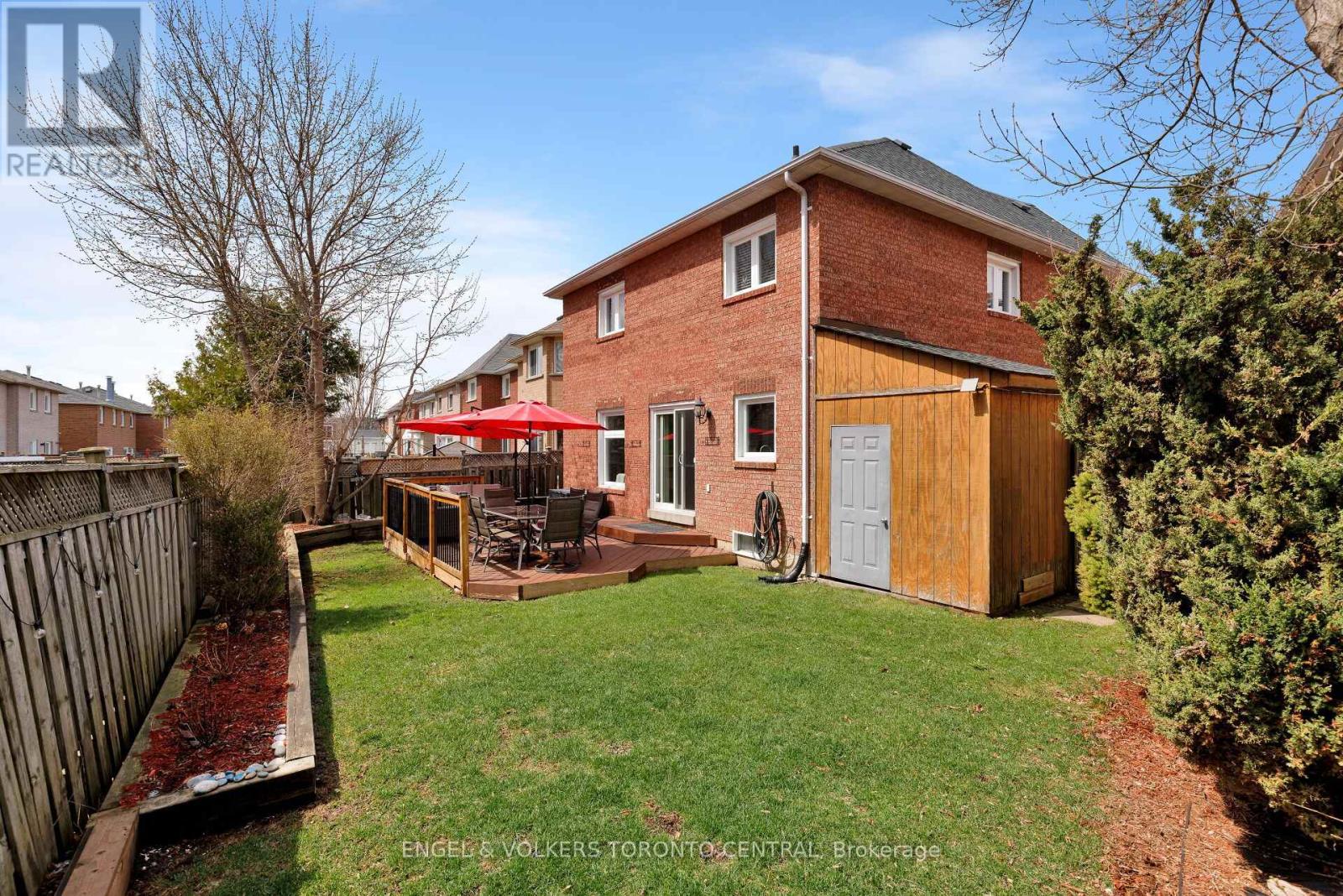 1539 Nipissing Court, Pickering, Ontario  L1V 6T8 - Photo 49 - E13003242