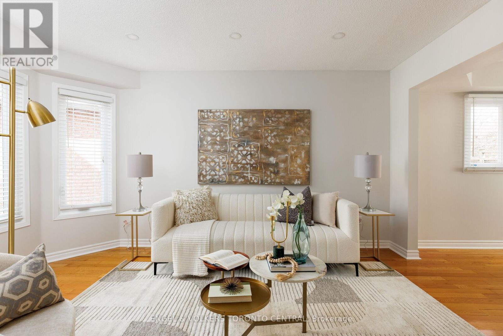 1539 Nipissing Court, Pickering, Ontario  L1V 6T8 - Photo 7 - E13003242