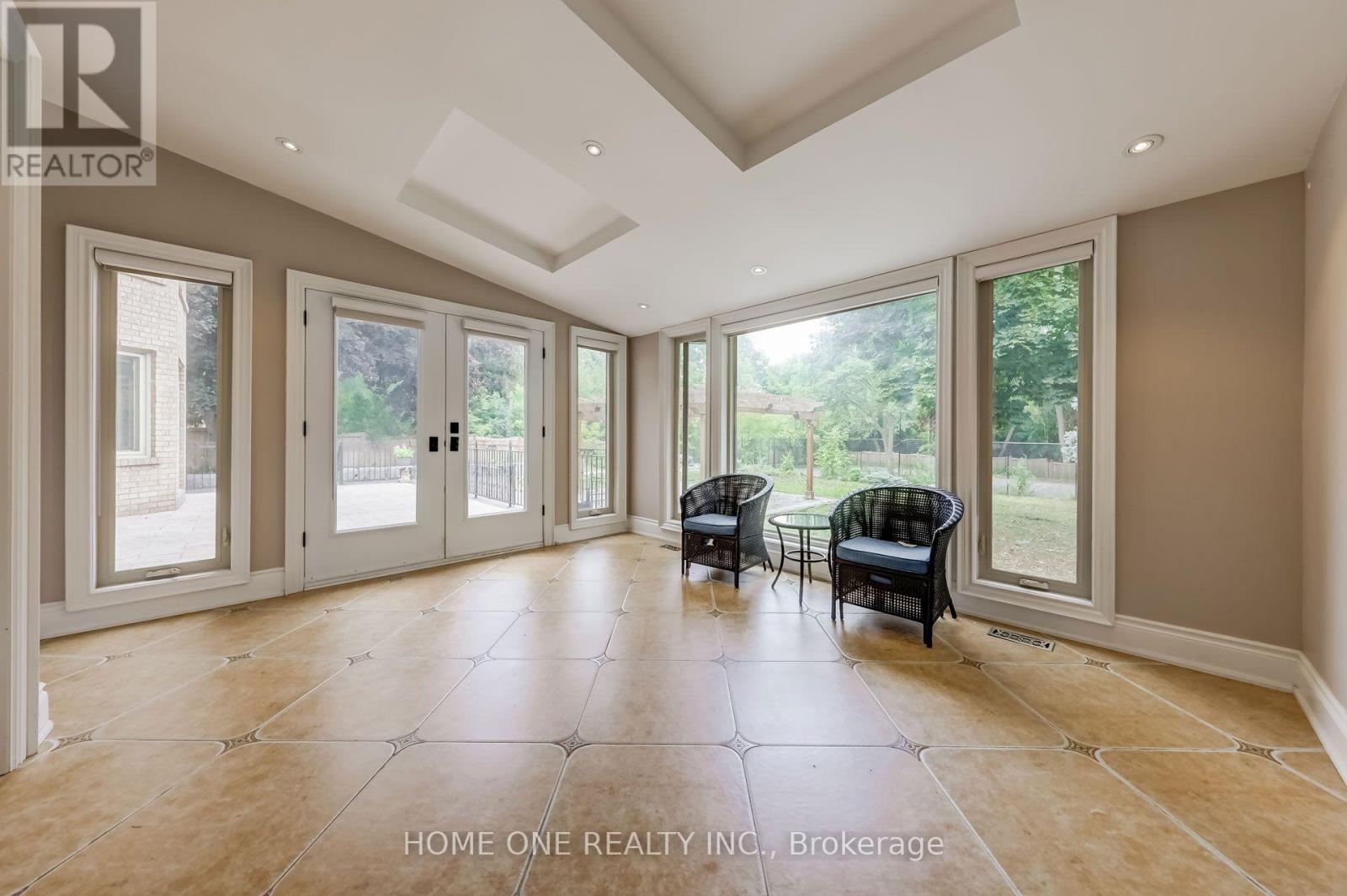 40 Garden Avenue, Richmond Hill, Ontario  L4C 6L9 - Photo 18 - N13003058