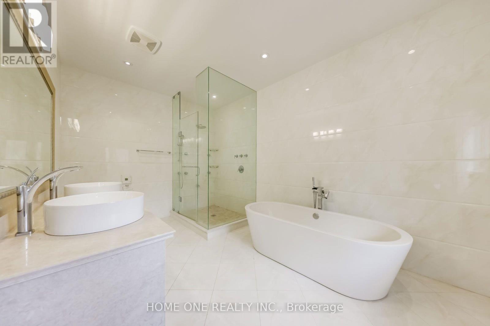 40 Garden Avenue, Richmond Hill, Ontario  L4C 6L9 - Photo 36 - N13003058