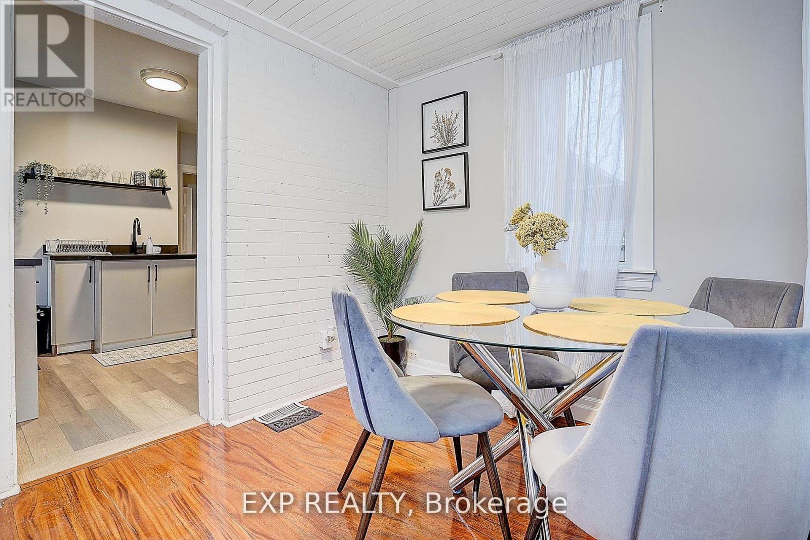 12 Vincent Street, Newmarket, Ontario  L3Y 4G2 - Photo 23 - N13003060