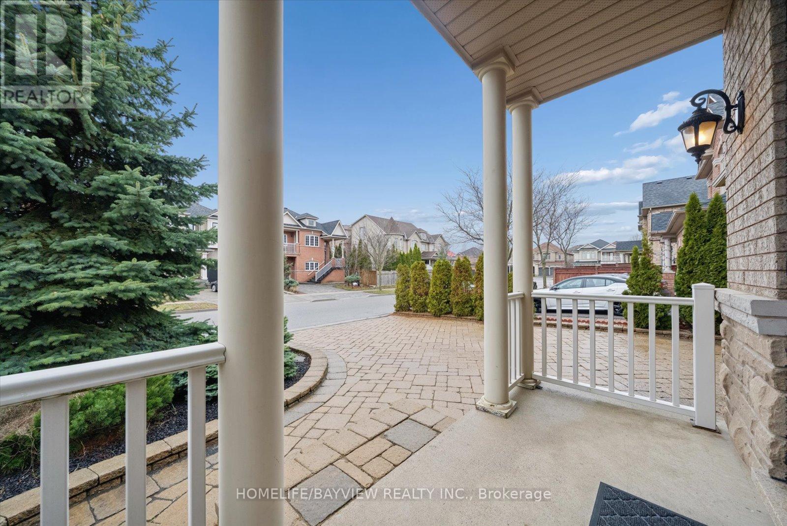 15 Maple Forest Drive, Vaughan, Ontario  L6A 0B7 - Photo 3 - N13003128