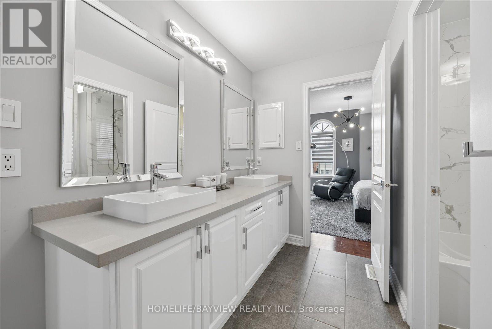 15 Maple Forest Drive, Vaughan, Ontario  L6A 0B7 - Photo 31 - N13003128