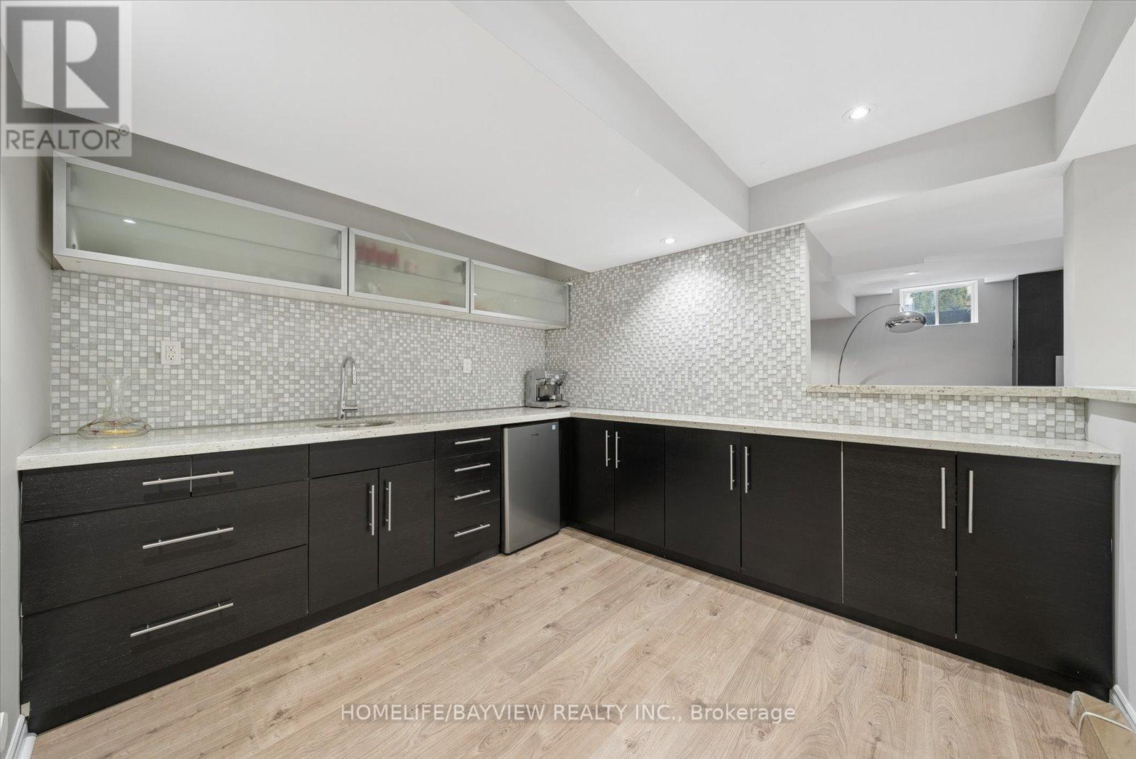 15 Maple Forest Drive, Vaughan, Ontario  L6A 0B7 - Photo 42 - N13003128