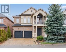 15 MAPLE FOREST DRIVE, Vaughan, Ontario
