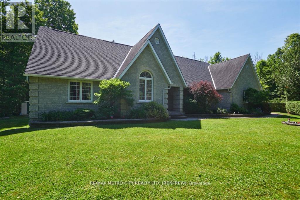 2069 HIGHWAY 132 HIGHWAY, Admaston/Bromley, Ontario