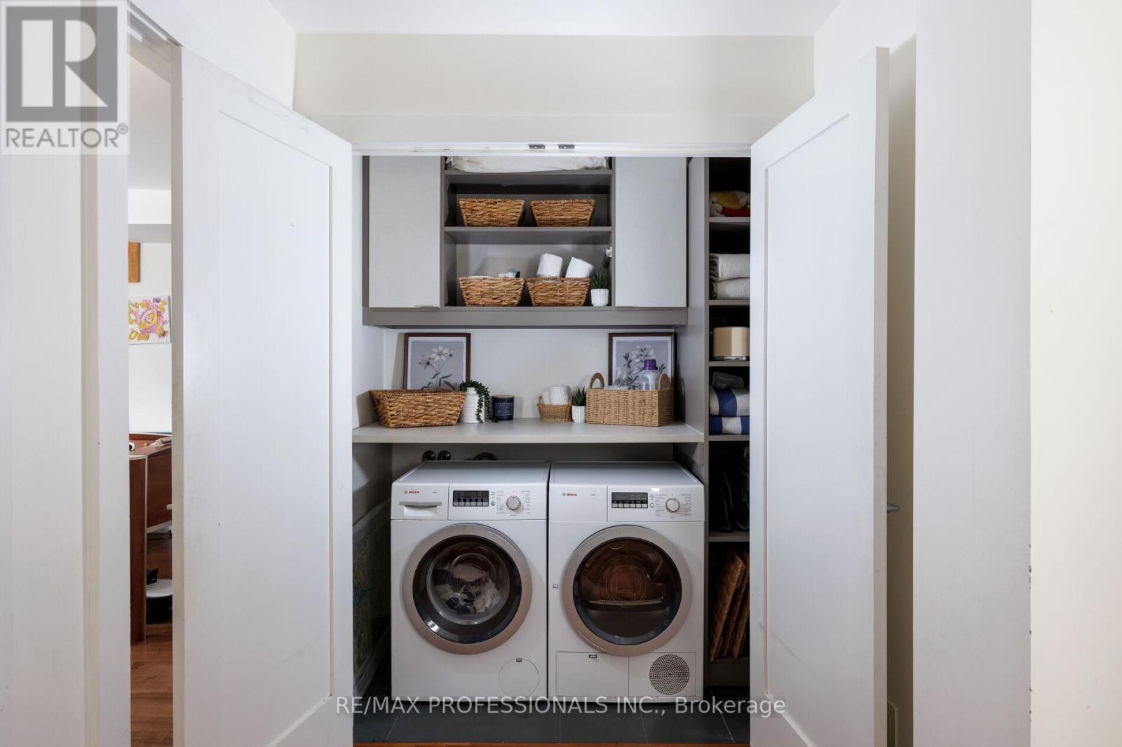 99 Riverview Gardens, Toronto, Ontario M6S 4E7 - Photo 45 - W13001584