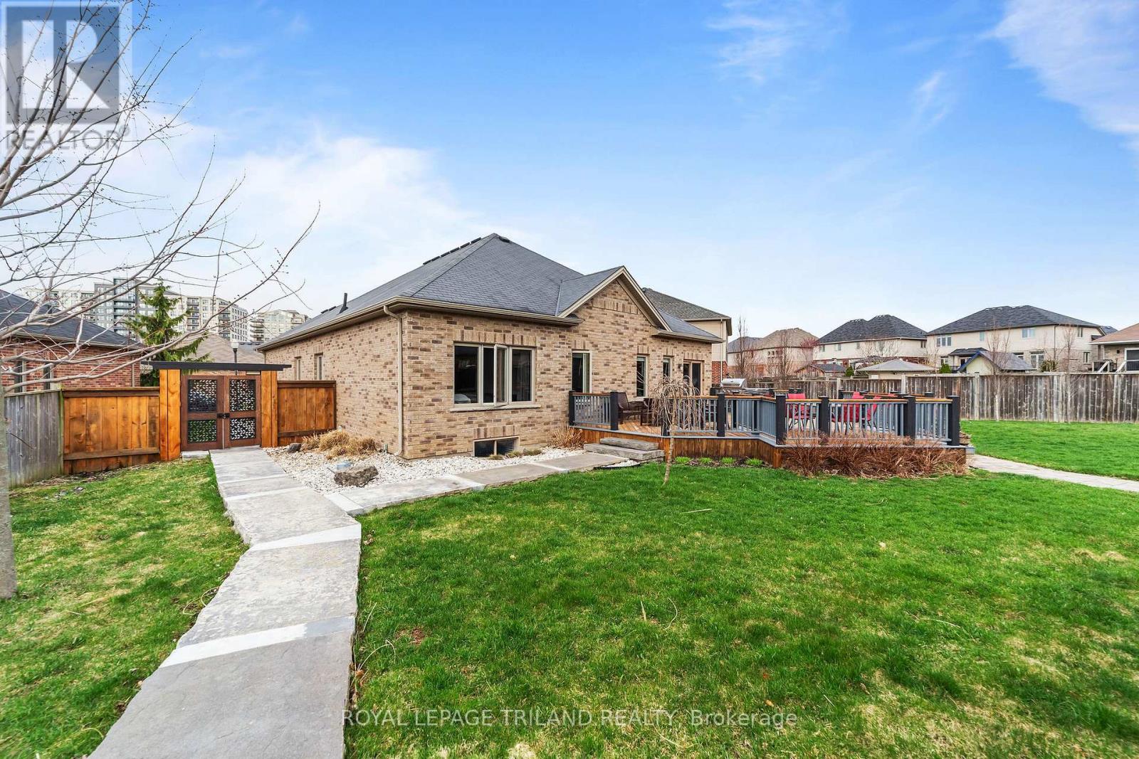 3194 Pincombe Drive, London South, Ontario  N6L 0B4 - Photo 45 - X13001928