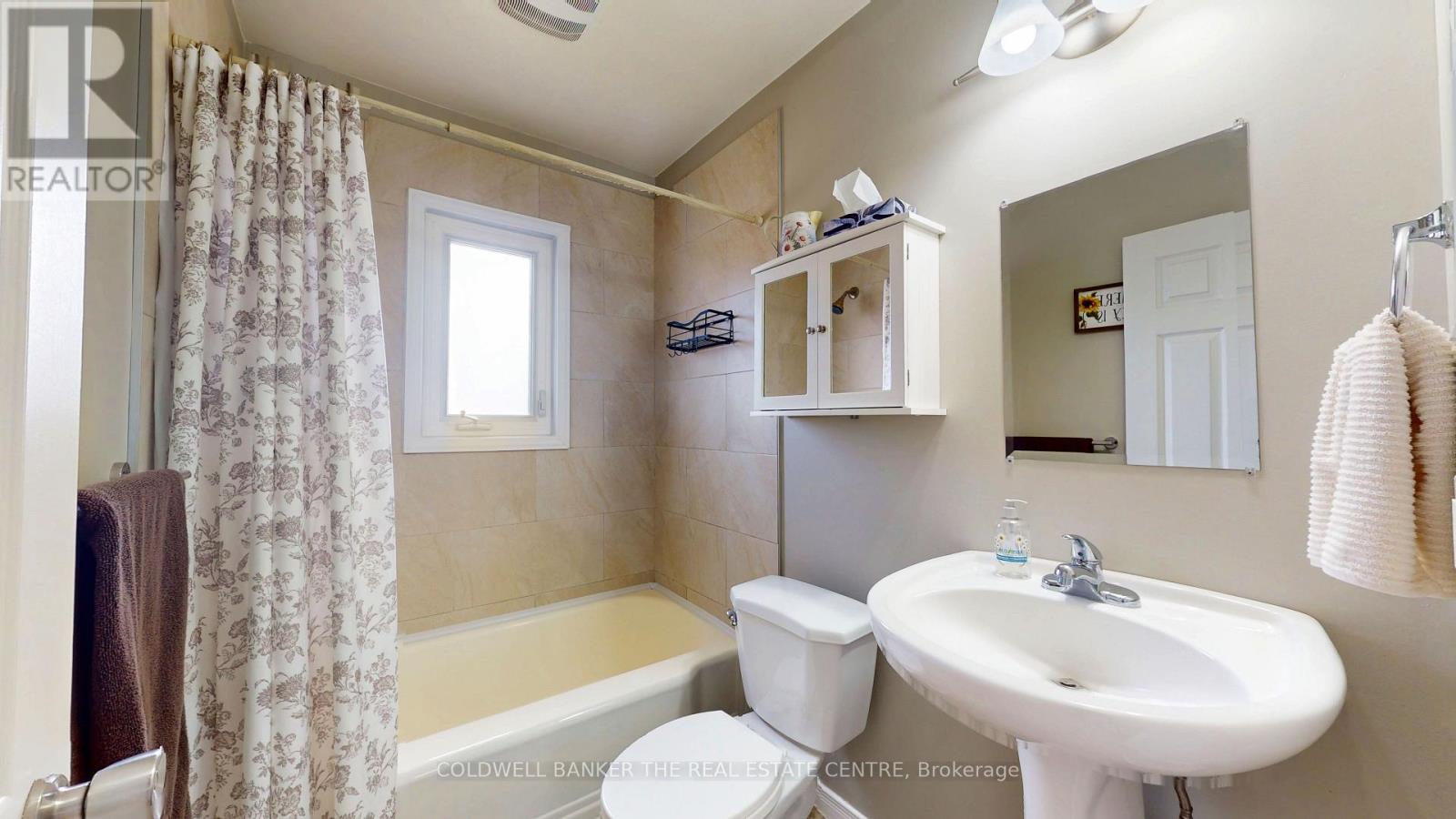 334 Linwood Avenue, Orillia, Ontario  L3V 2X1 - Photo 15 - S13003090