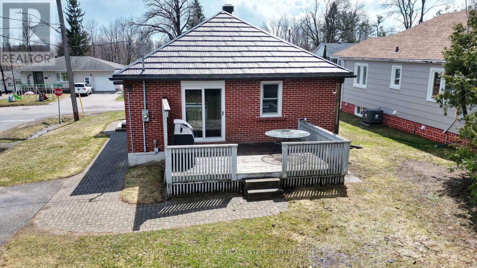 334 Linwood Avenue, Orillia, Ontario  L3V 2X1 - Photo 24 - S13003090