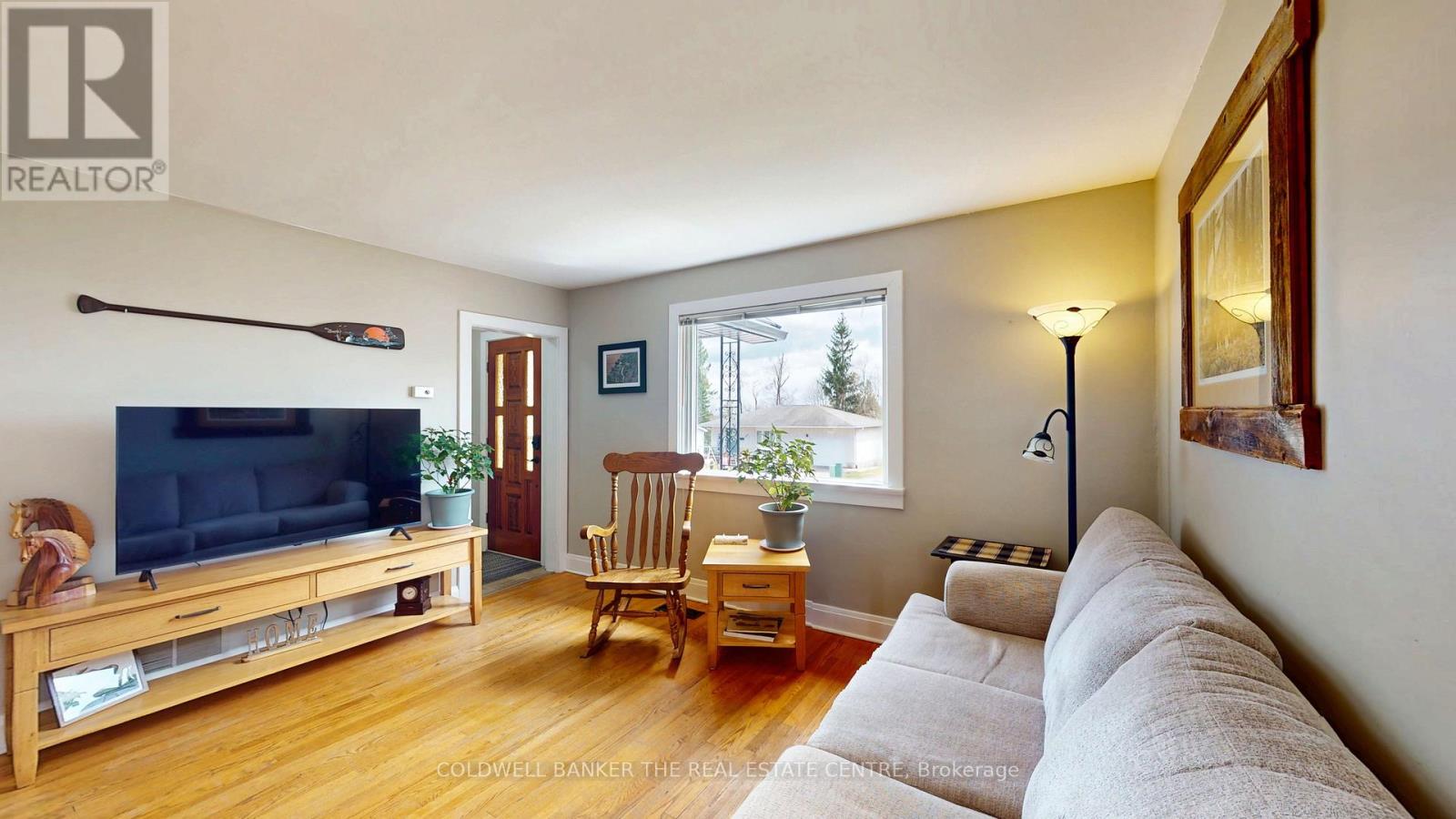 334 Linwood Avenue, Orillia, Ontario  L3V 2X1 - Photo 4 - S13003090