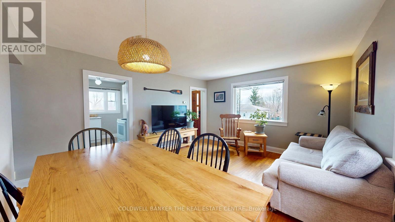 334 Linwood Avenue, Orillia, Ontario  L3V 2X1 - Photo 7 - S13003090