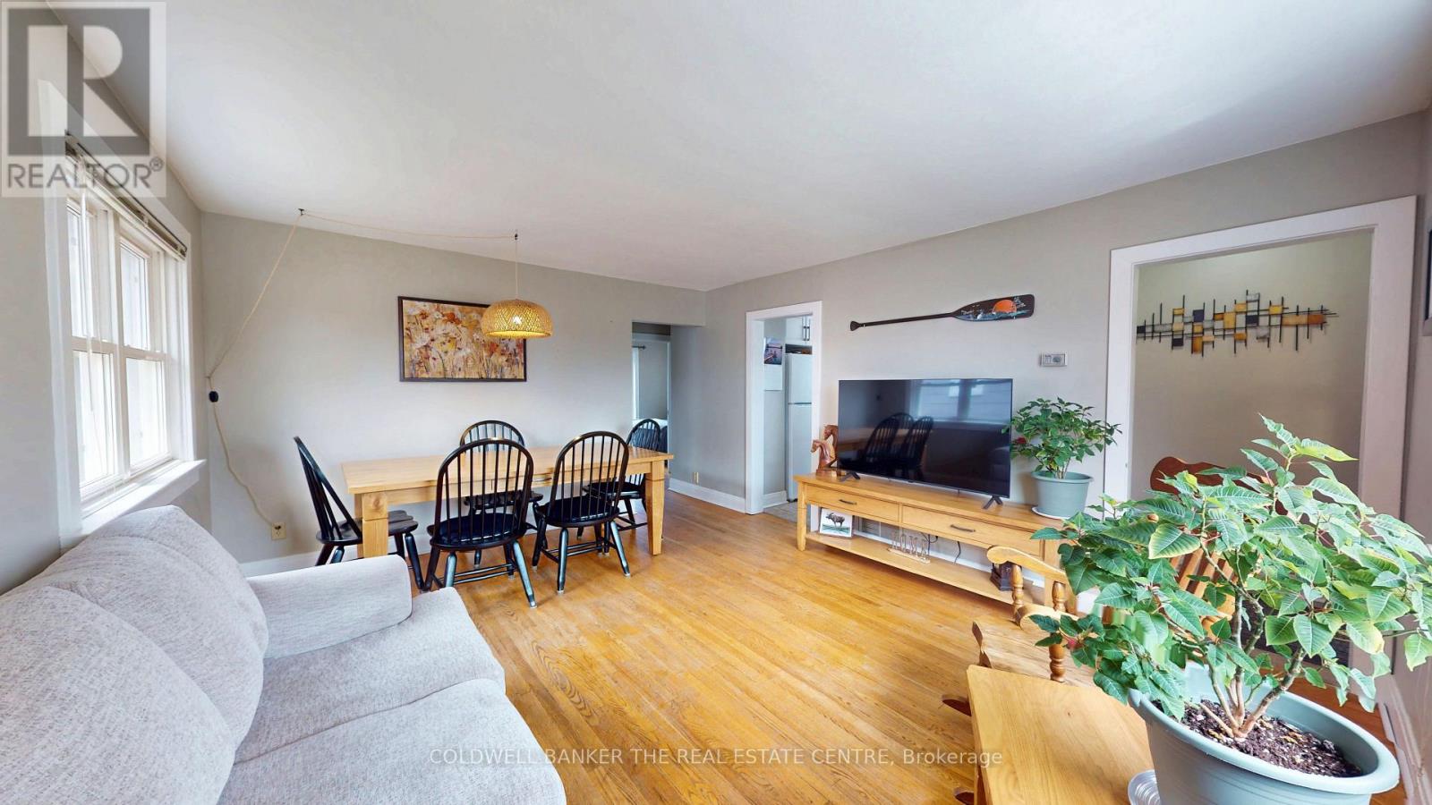 334 Linwood Avenue, Orillia, Ontario  L3V 2X1 - Photo 8 - S13003090