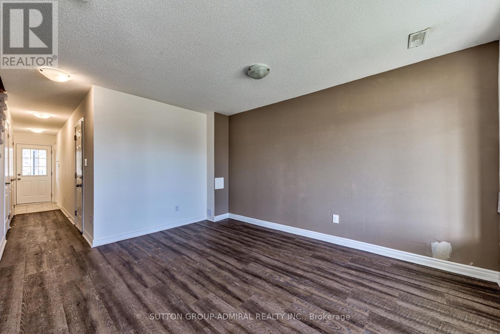 117 Sandhill Crane Drive, Wasaga Beach, Ontario  L9Z 0J5 - Photo 6 - S13003160