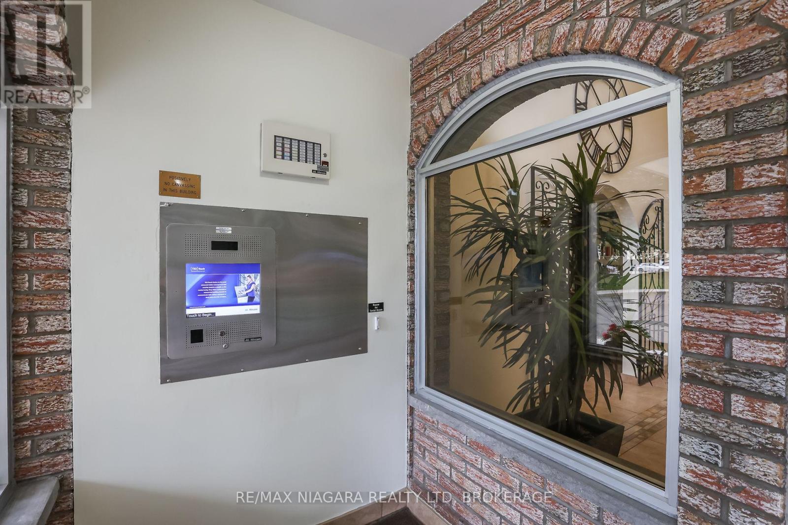 1003 - 365 Geneva Street, St. Catharines, Ontario  L2N 5S7 - Photo 19 - X12716520