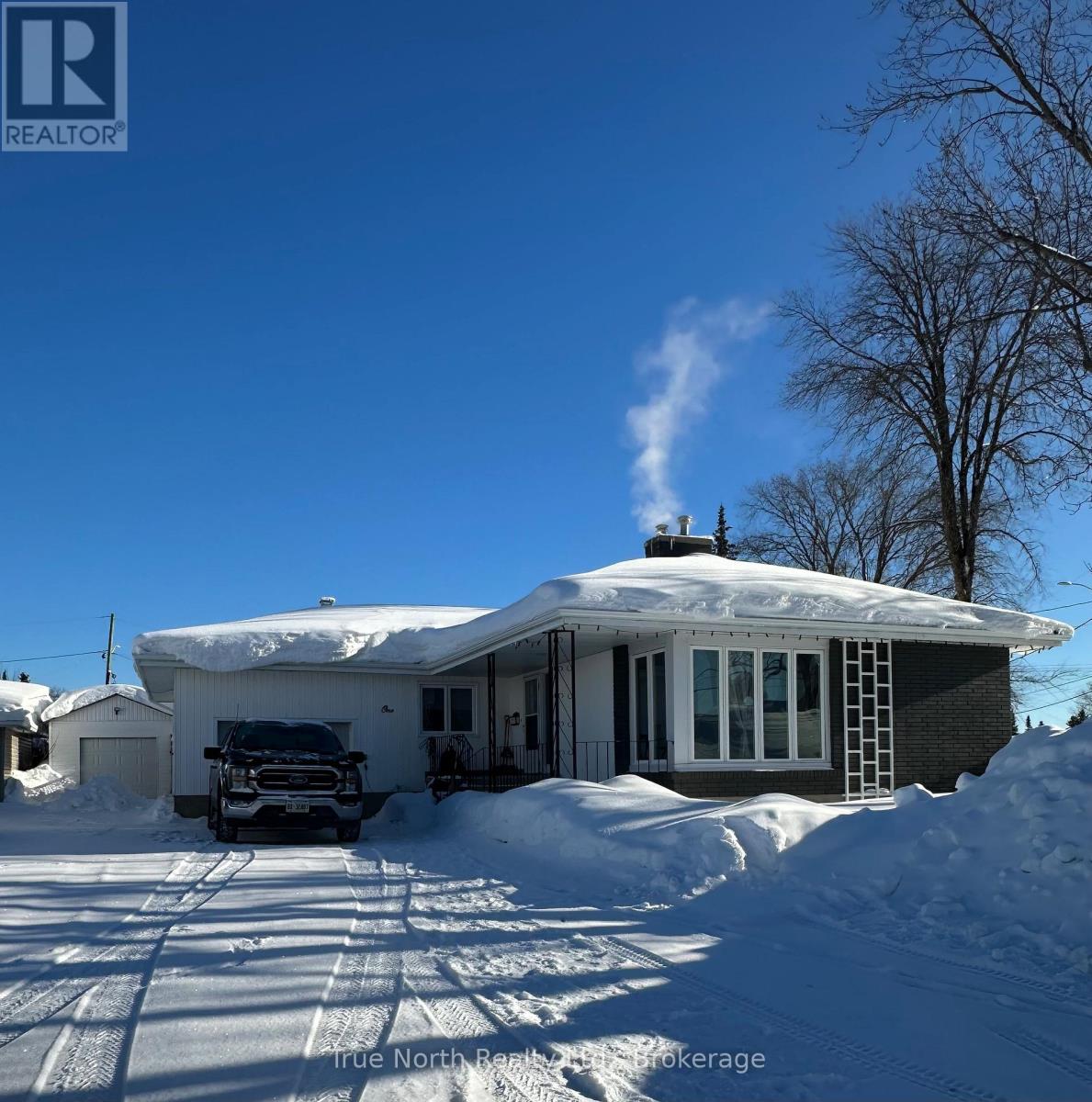 1 SUPERIOR STREET, Kapuskasing, Ontario