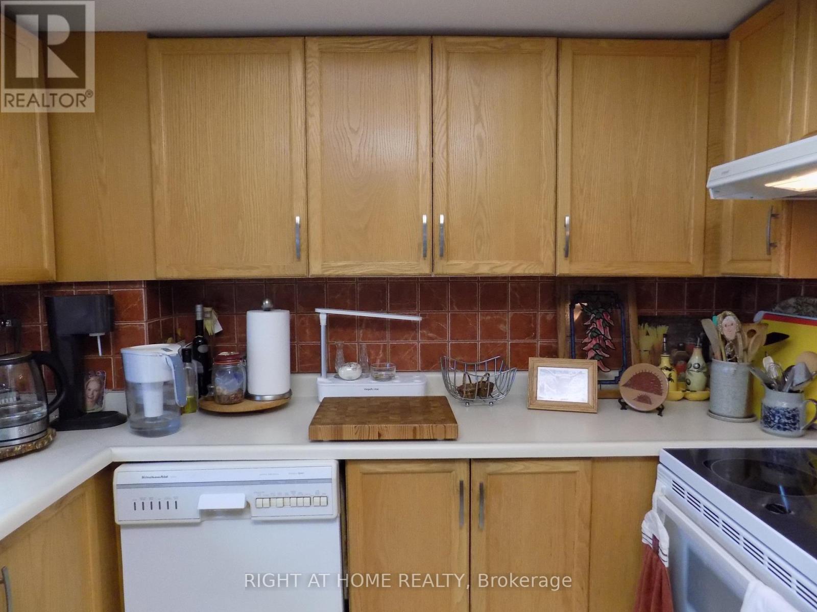 1904 - 1510 Riverside Drive, Ottawa, Ontario  K1G 4X5 - Photo 11 - X13002376