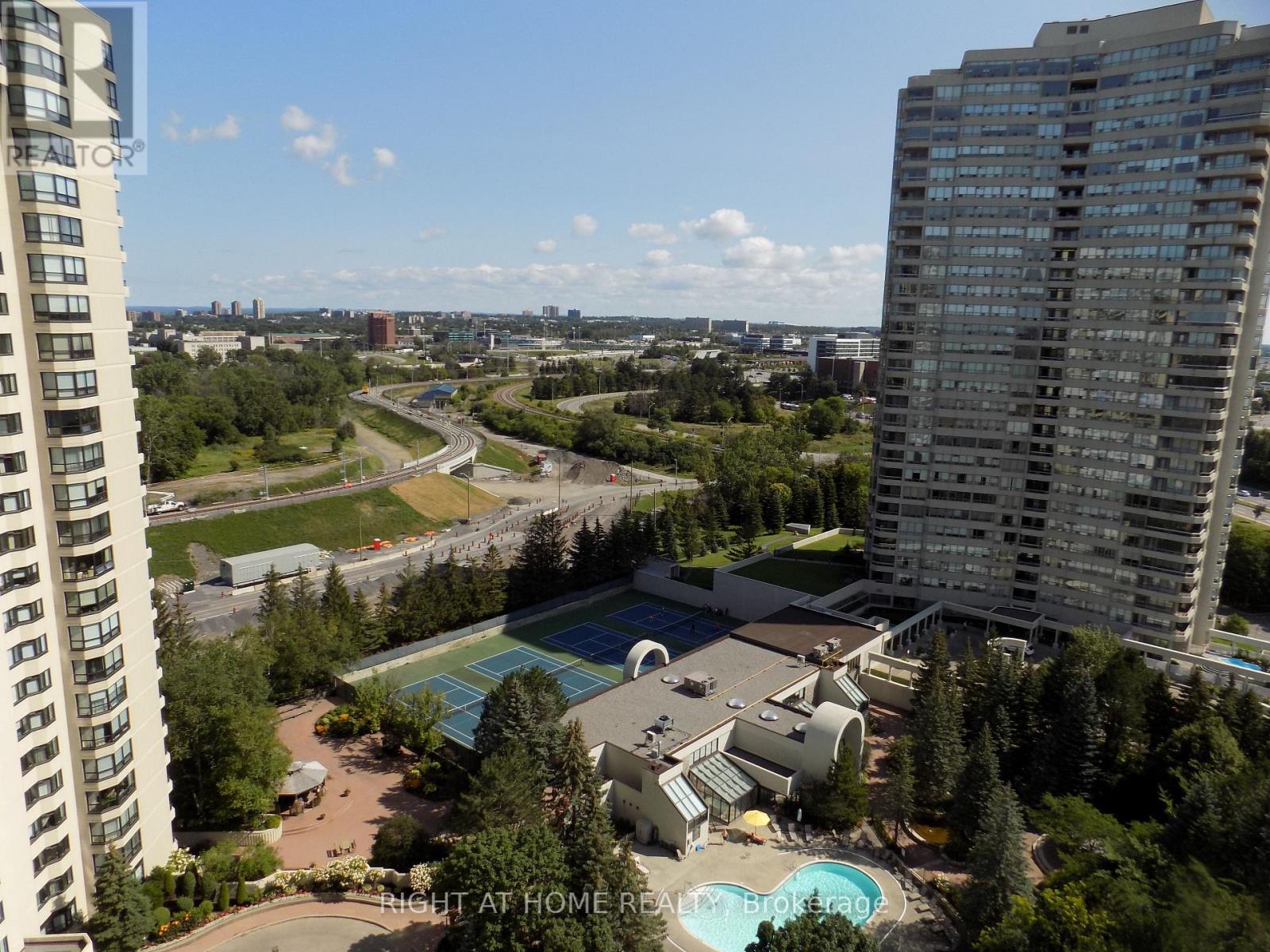 1904 - 1510 Riverside Drive, Ottawa, Ontario  K1G 4X5 - Photo 22 - X13002376