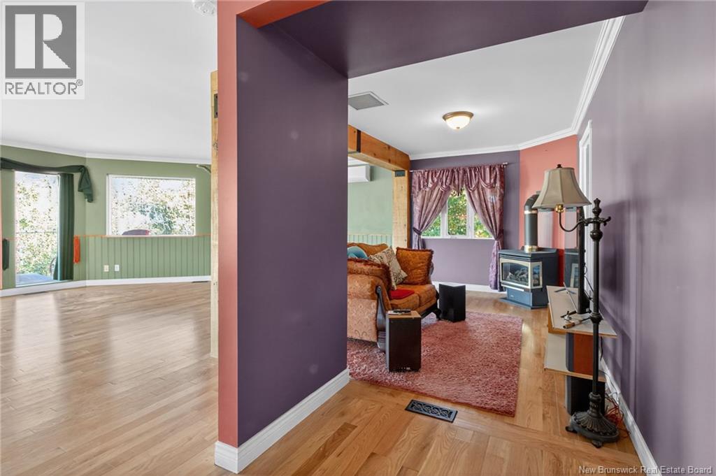 380 Salisbury Road, Moncton, New Brunswick  E1E 1A7 - Photo 11 - NB135443