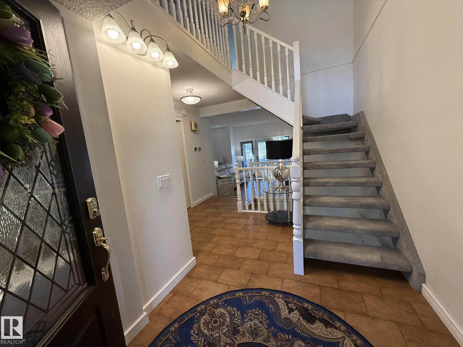 619 Woodbridge Wy, Sherwood Park, Alberta  T8A 4E4 - Photo 2 - E4482199