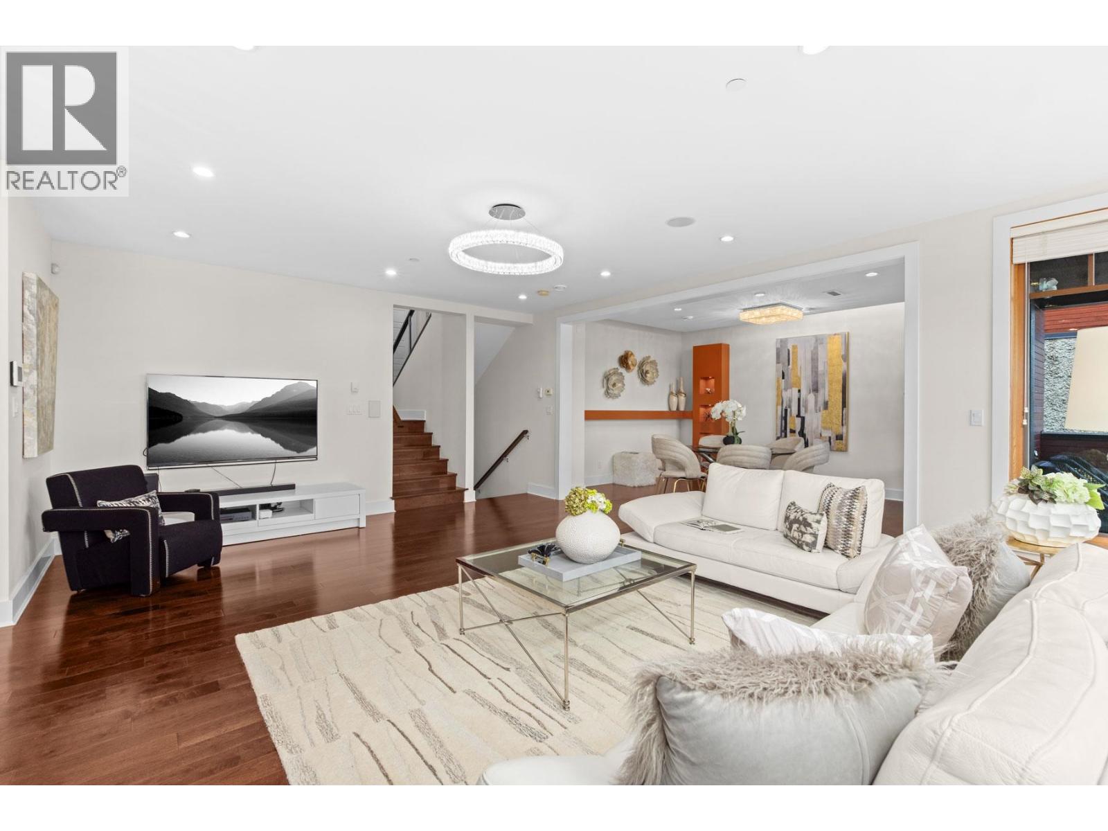 3936 Quesnel Drive, Vancouver, British Columbia  V6L 2X2 - Photo 3 - R3075415