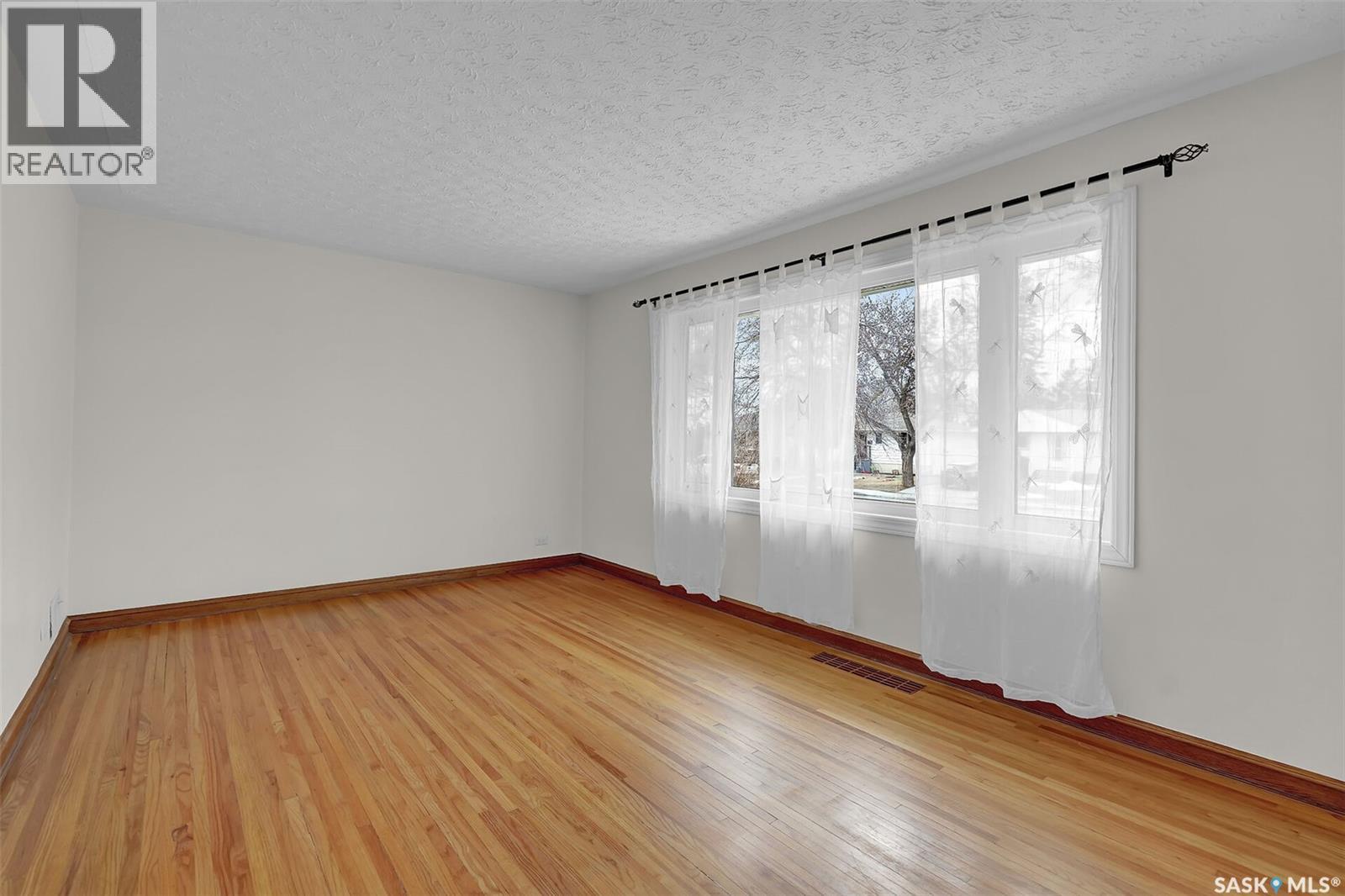 3817 Mccallum Avenue, Regina, Saskatchewan  S4S 0S8 - Photo 4 - SK032950