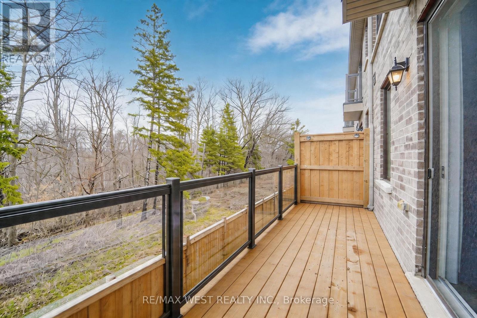 7 Folcroft Street W, Brampton, Ontario  L6Y 0B6 - Photo 8 - W13002984