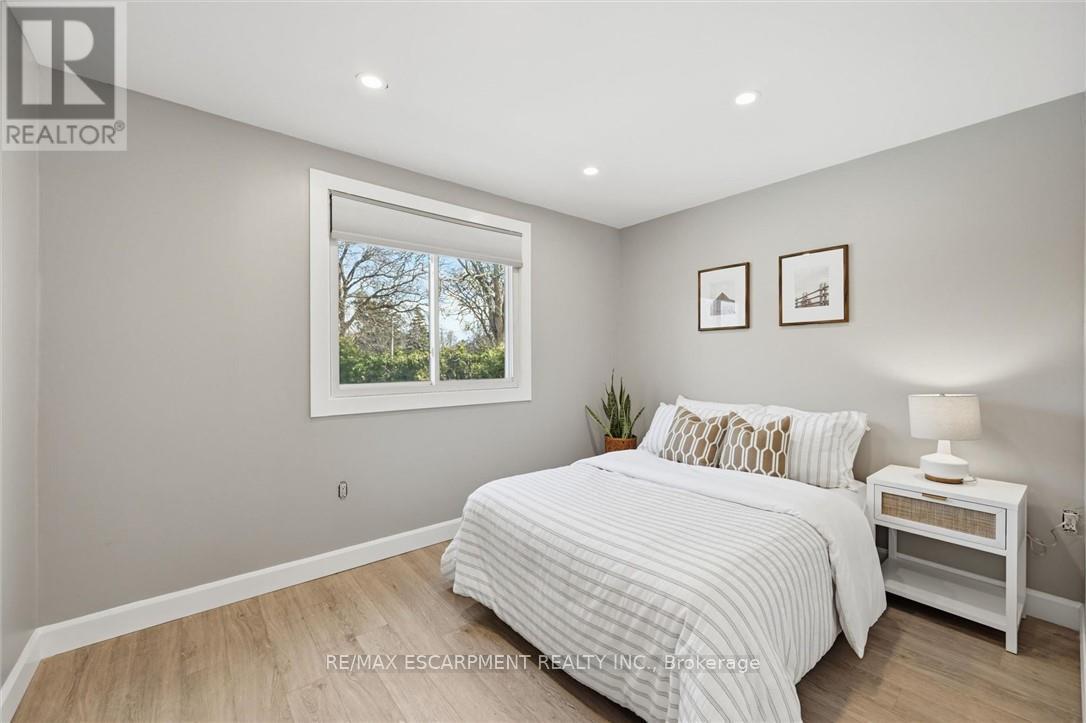 2330 Alma Dale Avenue, Burlington, Ontario  L7P 1S3 - Photo 25 - W13003056